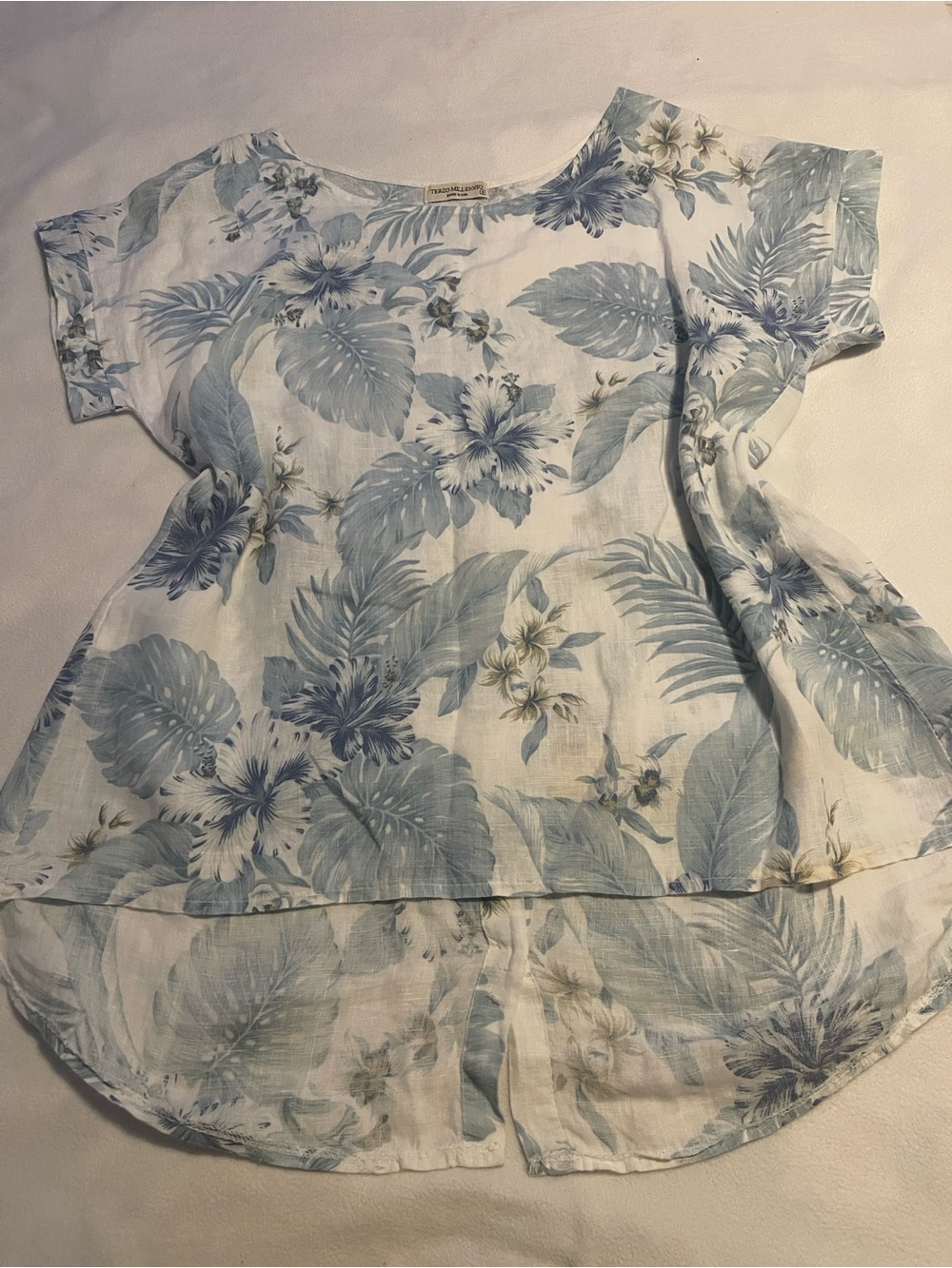 Light Blue Floral 100% Linen Short-Sleeve Women's Tunic Top